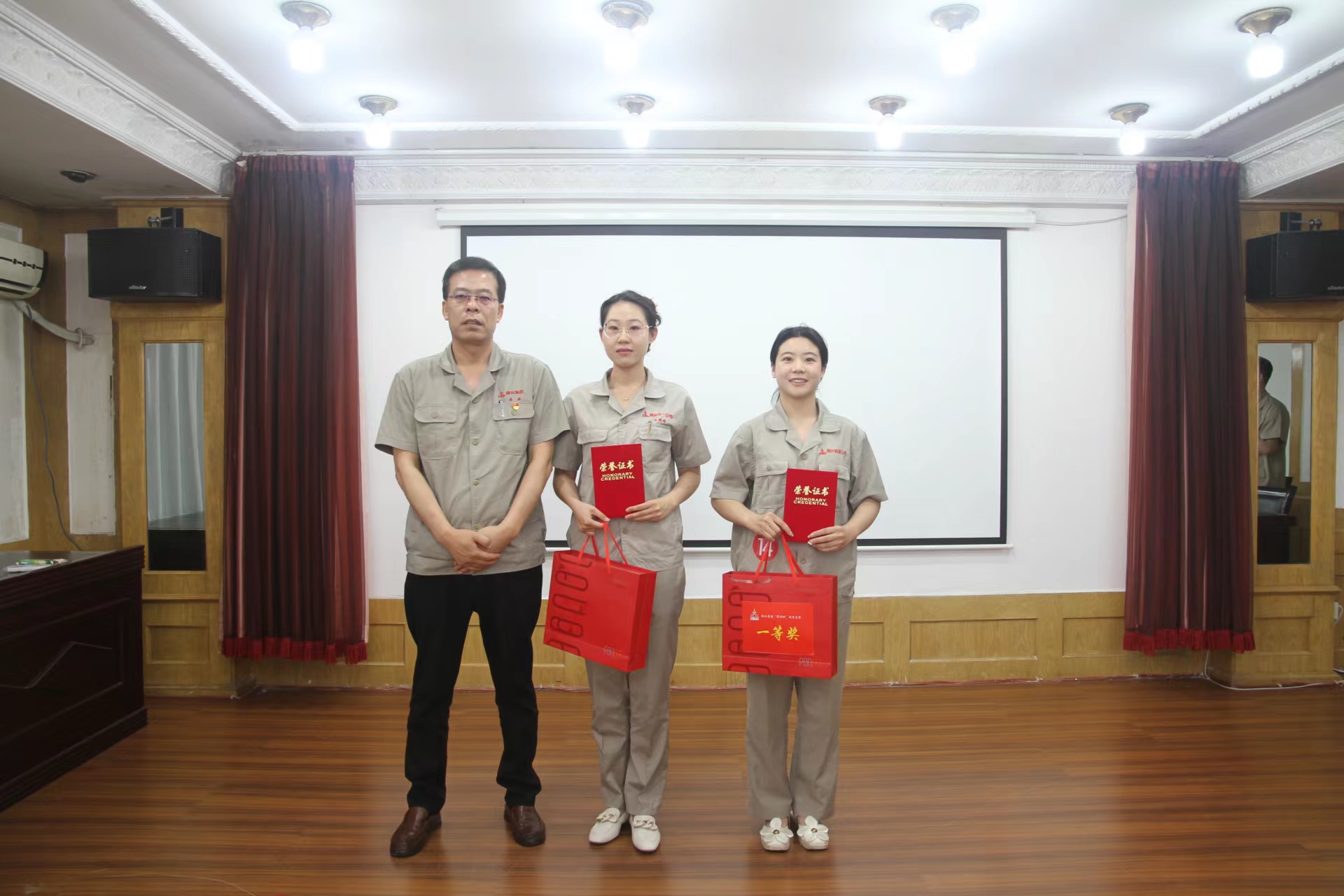 1687848792509789.jpg 1687848792509789.jpg